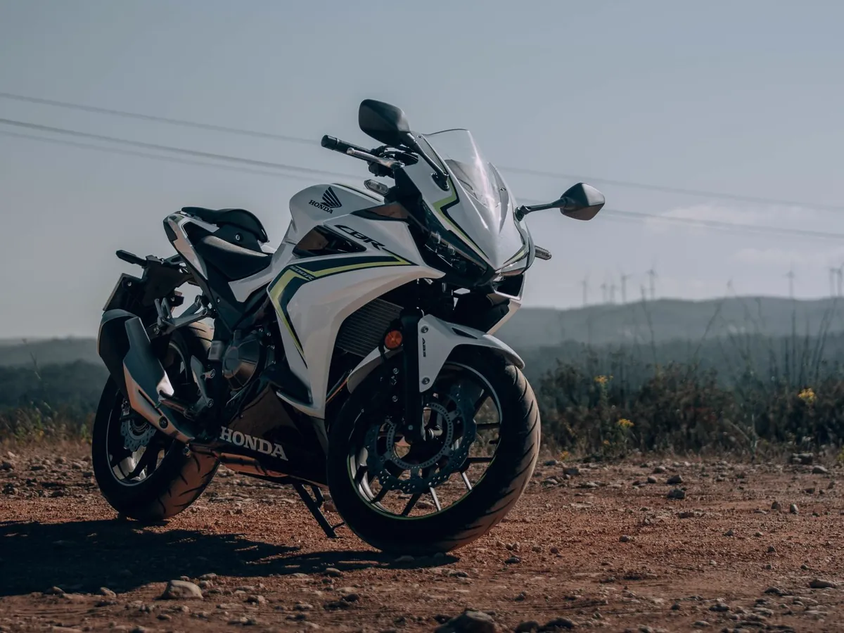 CB 500